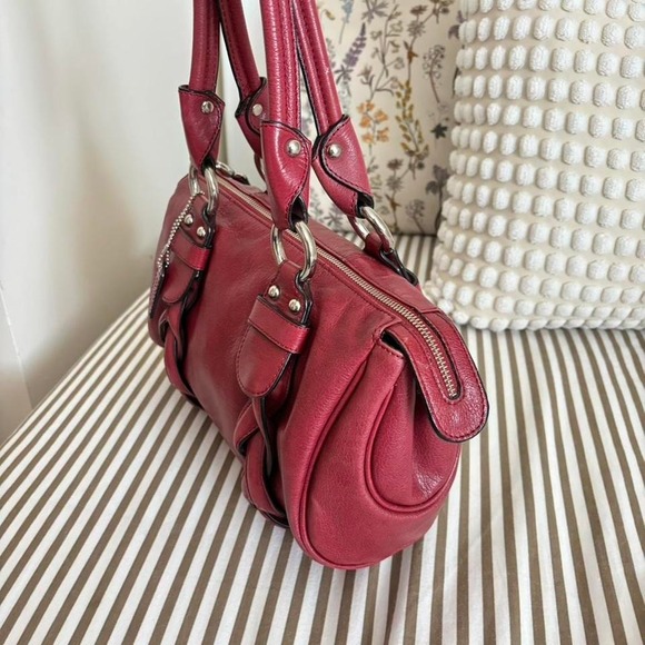 VINTAGE RED SHOULDER BAG - Picture 2 of 7